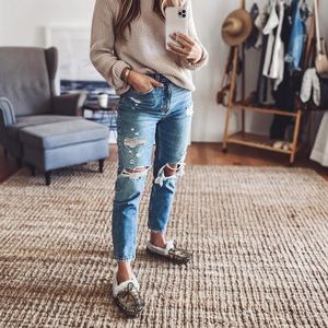 [NWOT] A & F distressed vintage mom jean